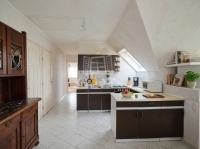 Hatvan Üzlethelyiség