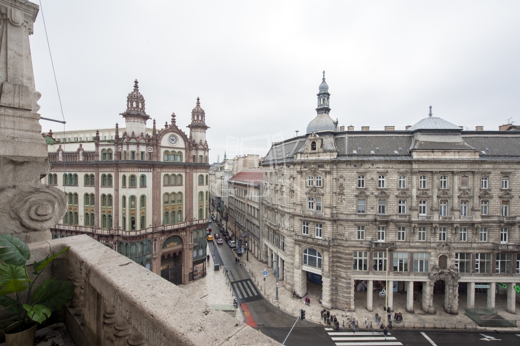 Vânzare Budapest V. kerület Locuinta (caramida)